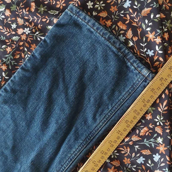 Carhartt Flannel Lined Relaxed Fit Jeans - Picture 10 of 16
